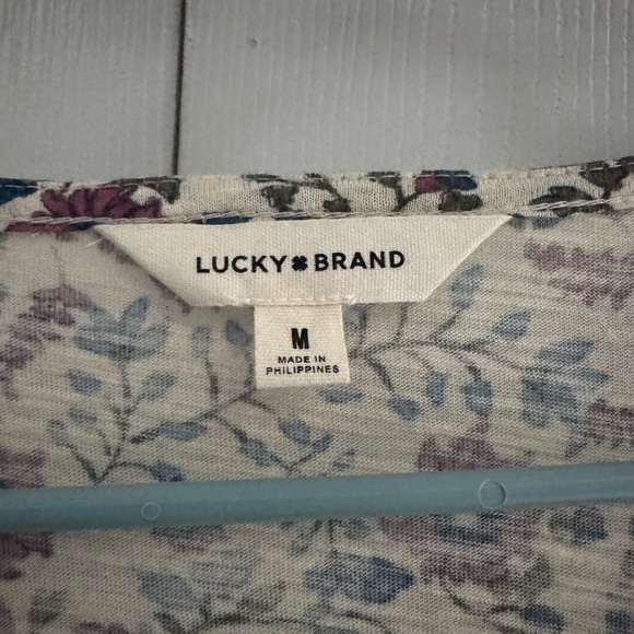 Lucky Brand Cream Floral V-Neck Blouse with Purple Accents - Picture 4 of 4